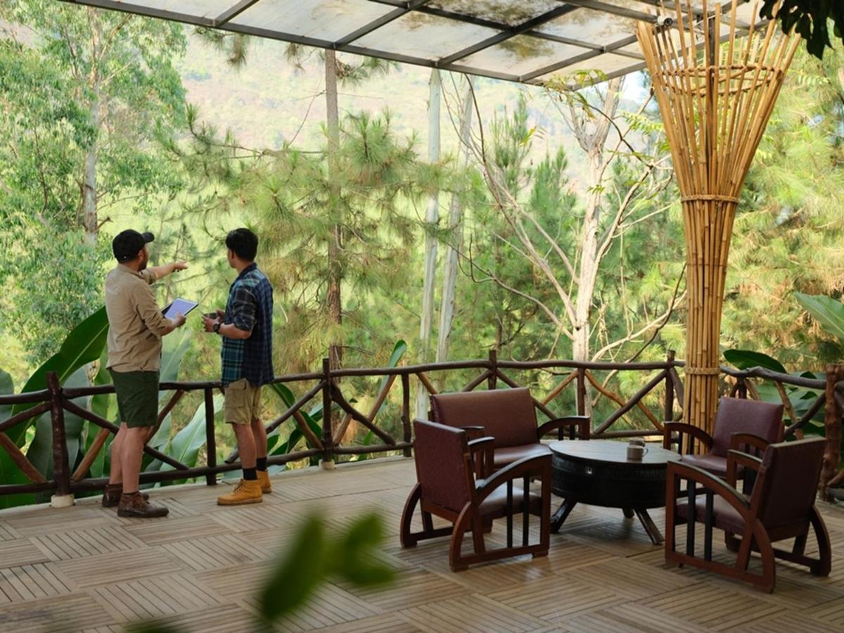 The Lodge Maribaya Lembang Bagian luar foto